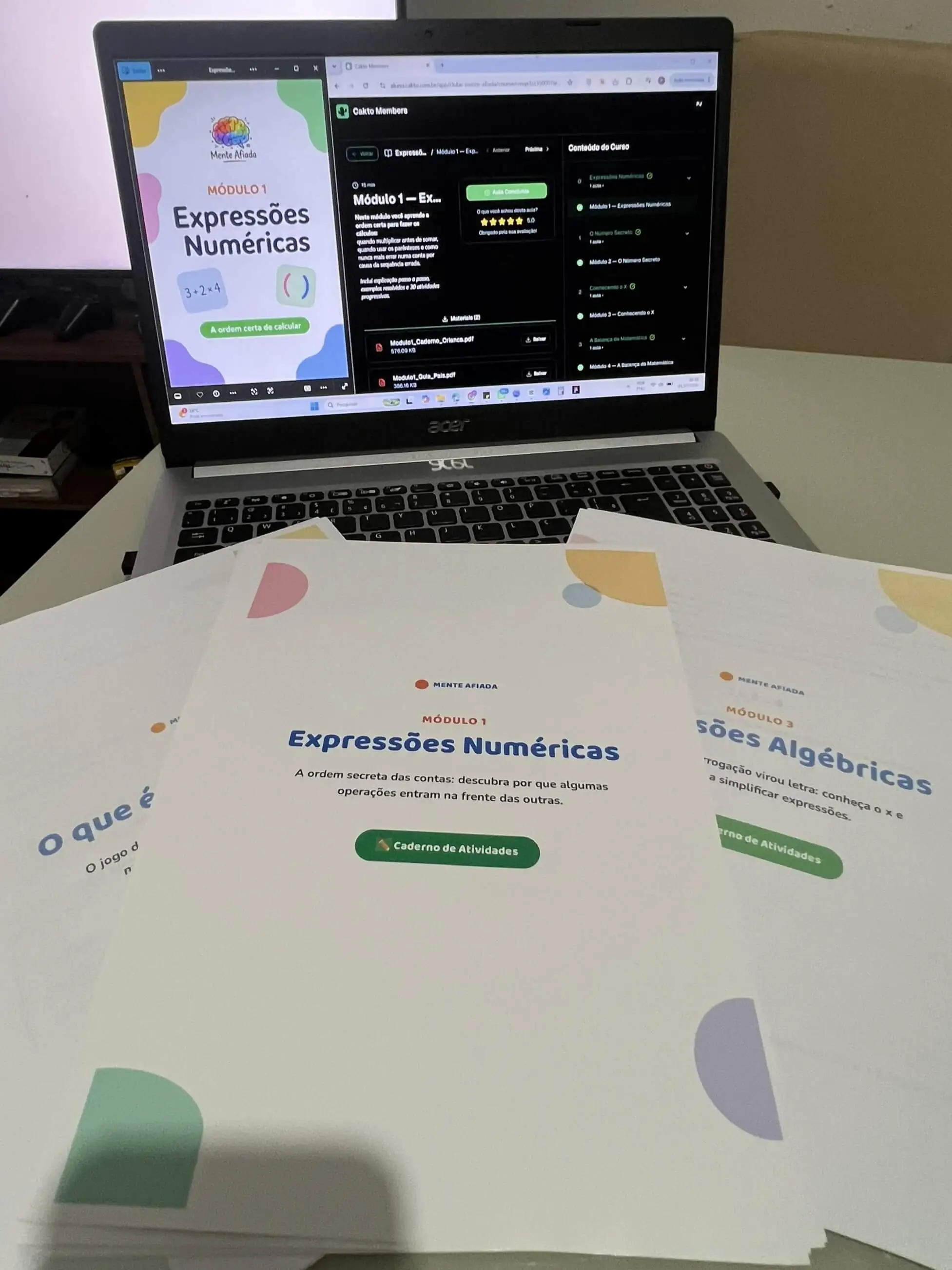 Área de membros com os módulos e o Guia dos Pais para baixar